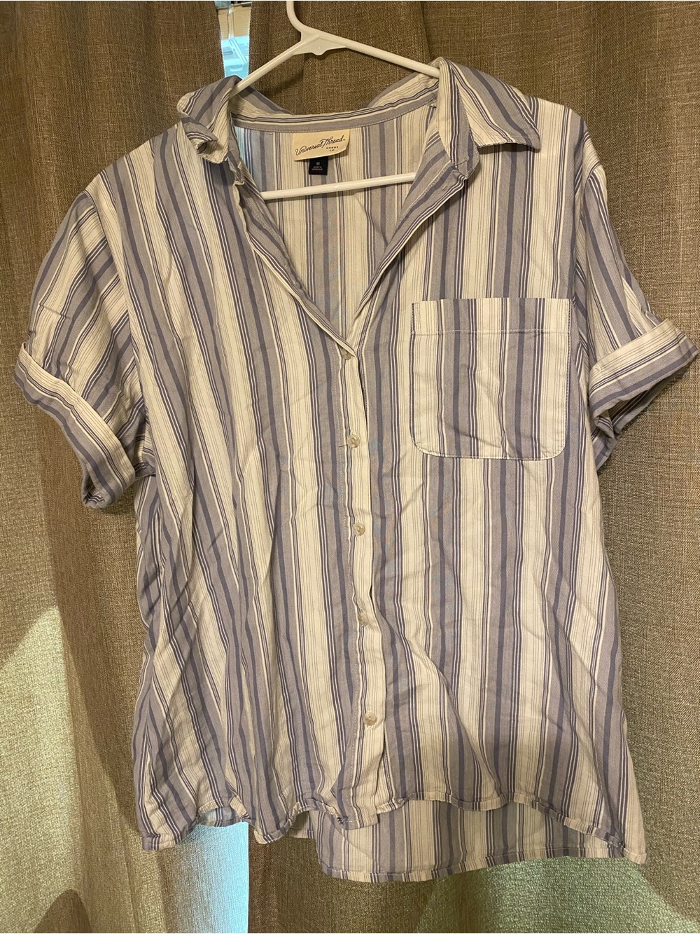 Universal Thread Light Blue and White Striped Short-Sleeve Button-Up Shirt